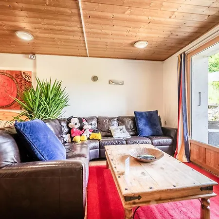 Bed & Breakfast Elisthur 3*