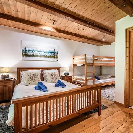 Elisthur Bed & Breakfast 3*